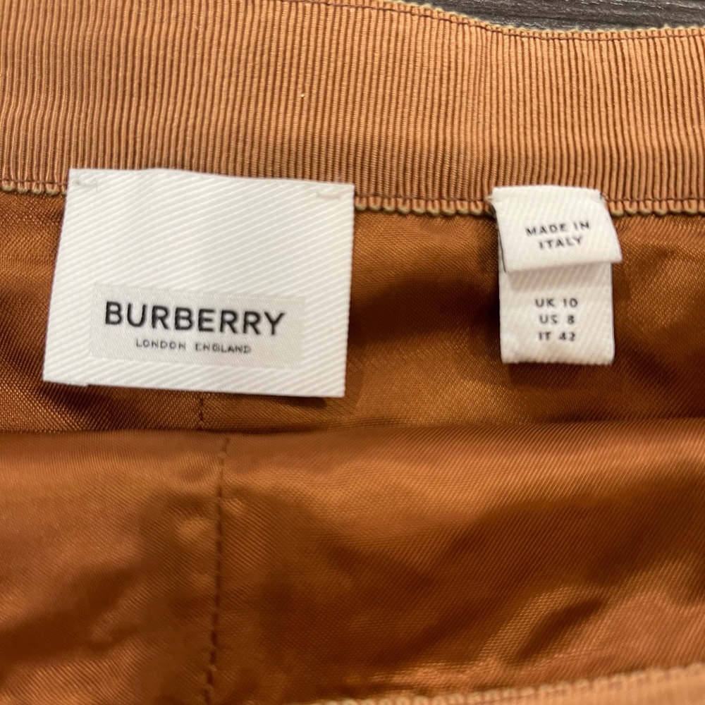 Burberry leather skirt size 8 brand bee never worn - Picture 3 of 3
